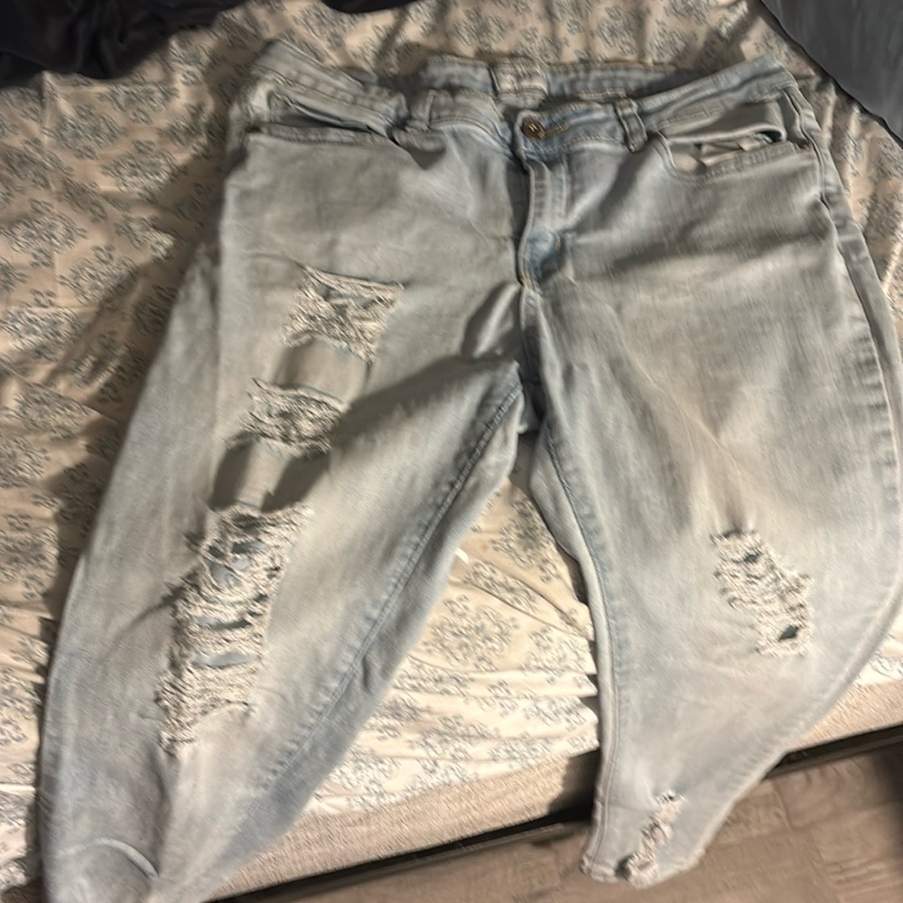 size 15- skinny jeans w stretch (assuming juniors since womens doesnt have size)